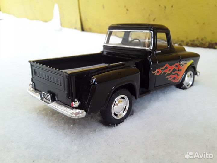 Chevrolet 3100 1:43