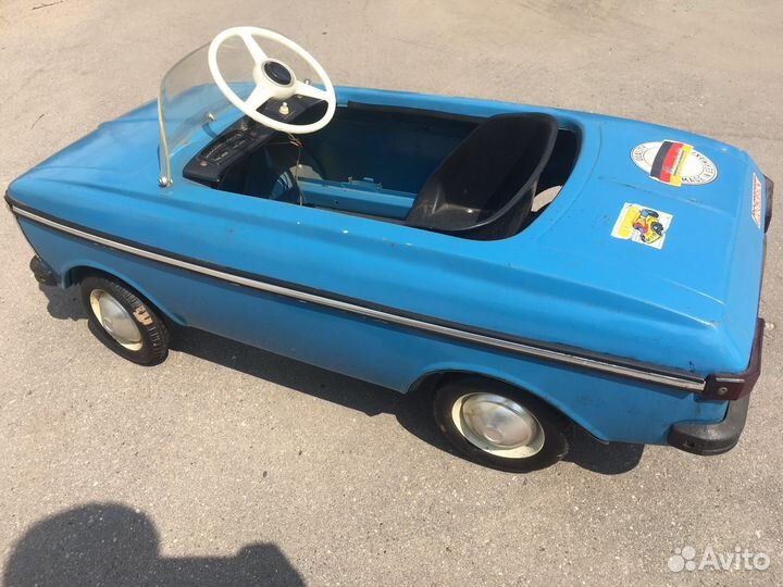 Педальный москвич СССР в родной заводской краске