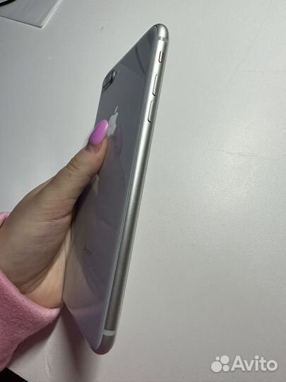 iPhone 8 Plus, 64 ГБ
