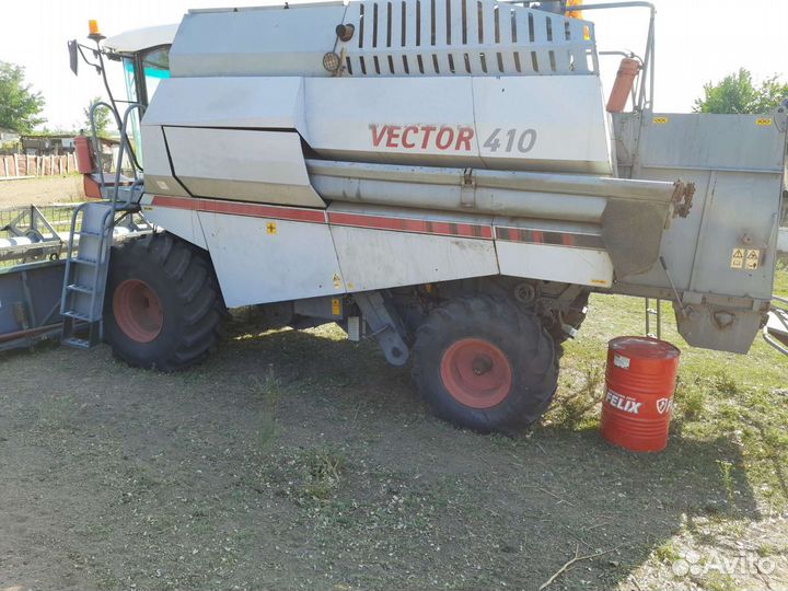 Комбайн Ростсельмаш Vector, 2009