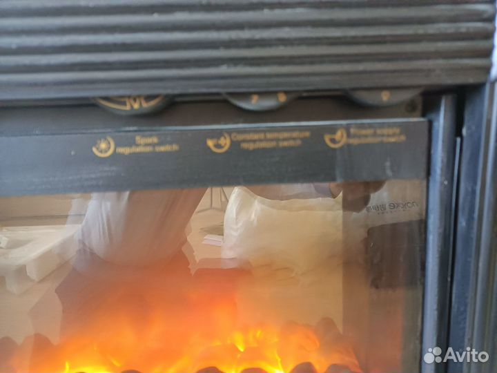 Электрокамин с эффектом пламени (б/у)