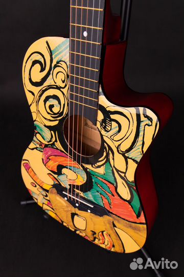 Новые акустические гитары с принтом