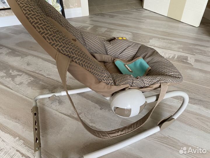 Шезлонг детский babyton