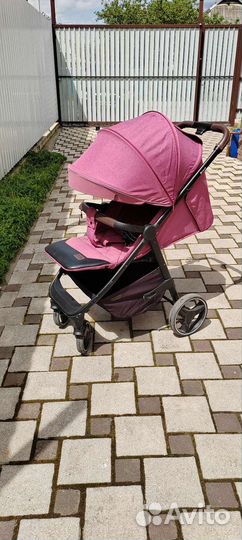 Коляска прогулочная Carrello