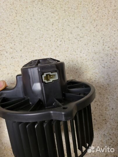 Моторчик печки Kia Carnival