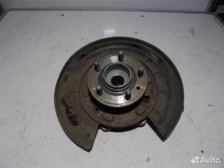 Кулак поворотный задний левый Land Rover Discover