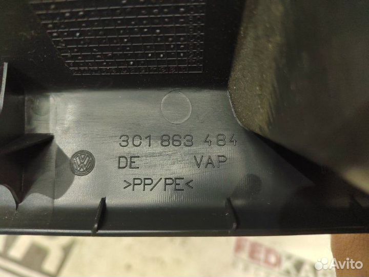 Накладка на порог салона передняя правая