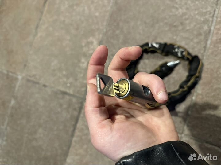 Замок для велосипеда