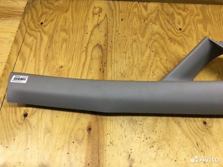 Пластиковая деталь салона Toyota Wish ZNE10G 1zzfe