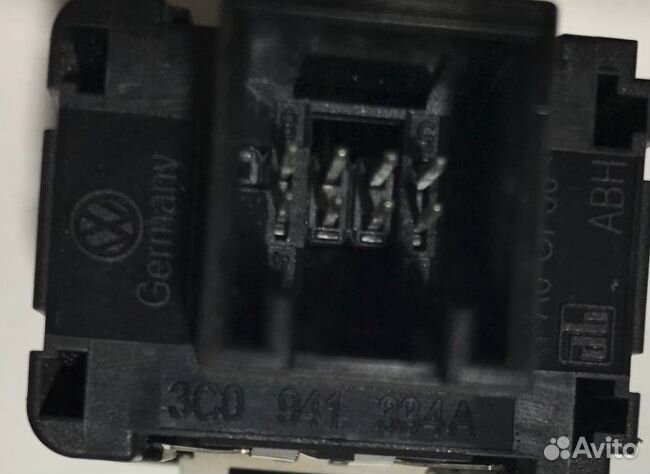 Кнопка освещения панели Volkswagen Passat CC