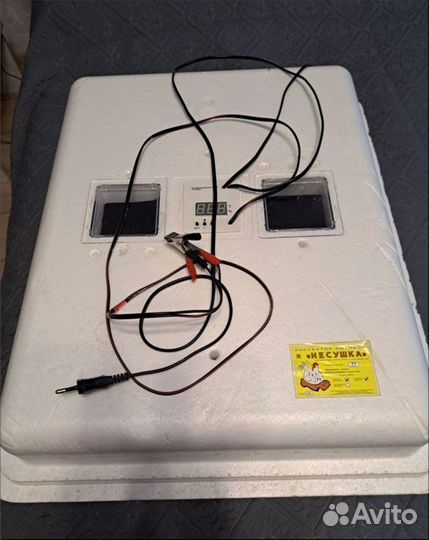 Инкубатор для яиц автоматический