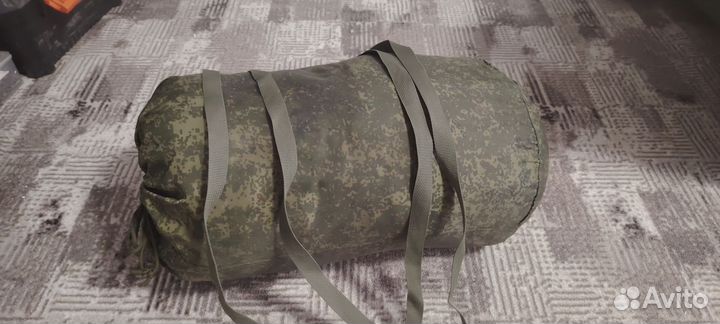 Берцы, спальный мешок