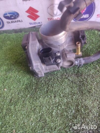 Дроссельная заслонка Volkswagen Golf MK 4 1.6 AEH