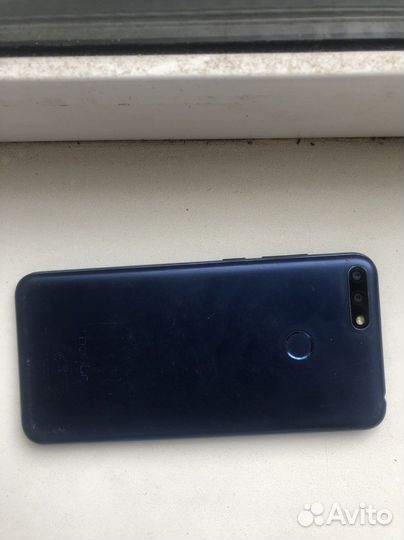 Телефон honor