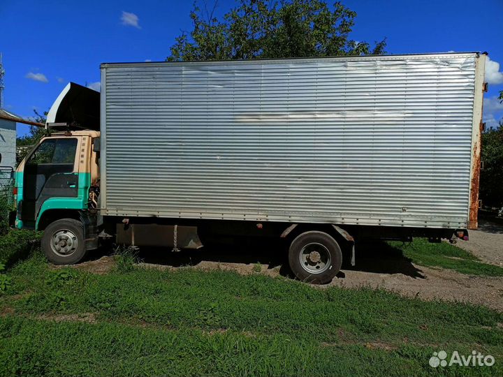 Isuzu ELF (N-series) изотермический, 1994