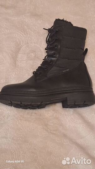 Ботинки женские,36азмер,Tamaris