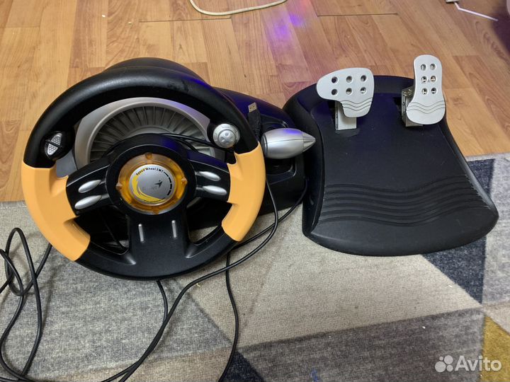 Игровой руль