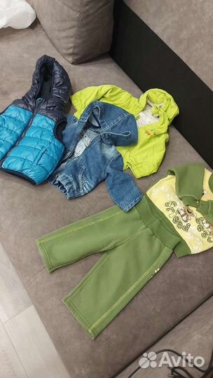 Детская жилетка и два костюма