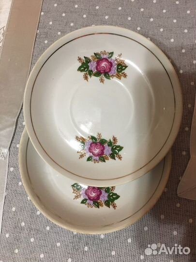 Фарфоровые кружки и блюдца СССР