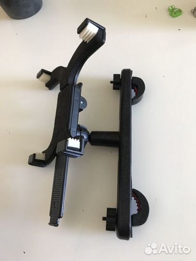 Кронштейн для планшета автомобильный