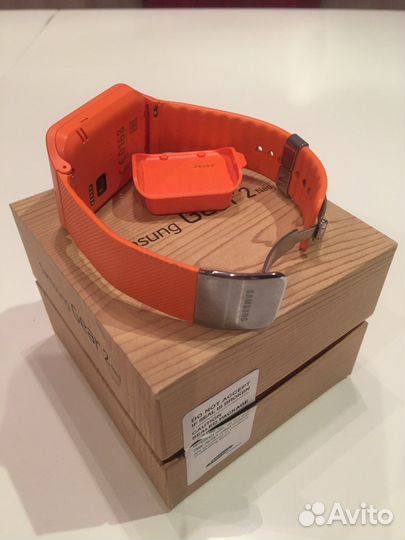 Смарт часы Samsung Gear2 Neo