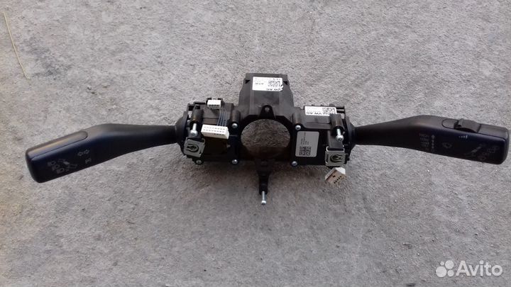 Подрулевой переключатель WV Tiguan