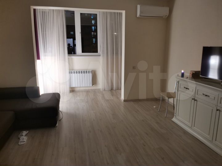 3-к. квартира, 100 м², 8/22 эт.