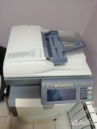 Мфу лазерный цветной