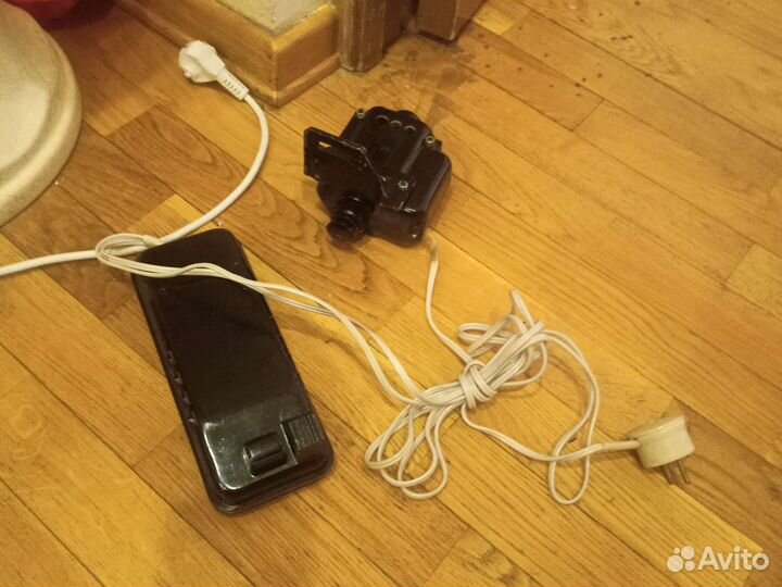 Электродвигатель с педалью для швейной машинссср