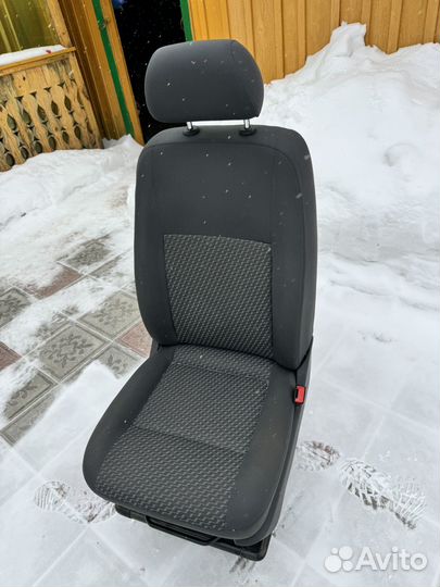 Сиденье volkswagen t5