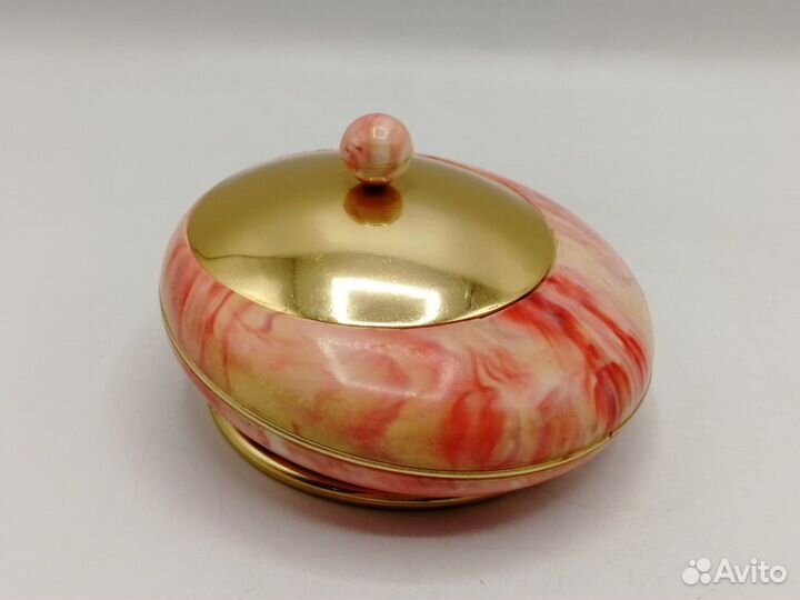 Шкатулка на ножке карболит бакелит пластик металл