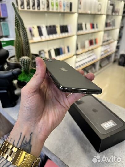 iPhone 11 Pro Max, 64 ГБ