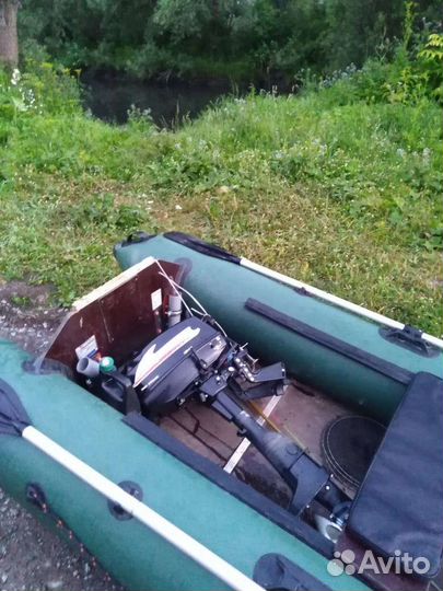 Лодка с мотором