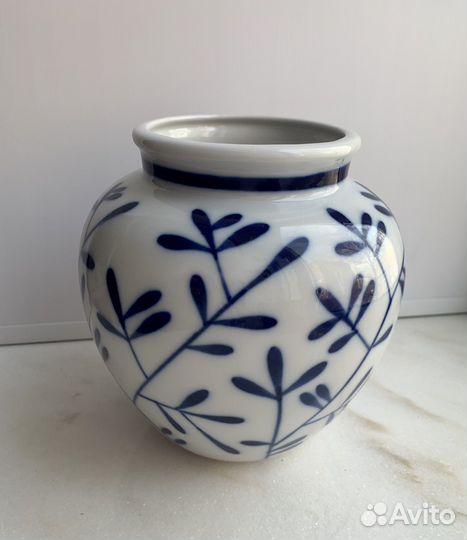 Ваза фарфоровая СССР