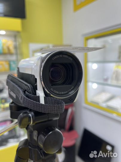Видеокамера Canon legria HF R706 (Т22)