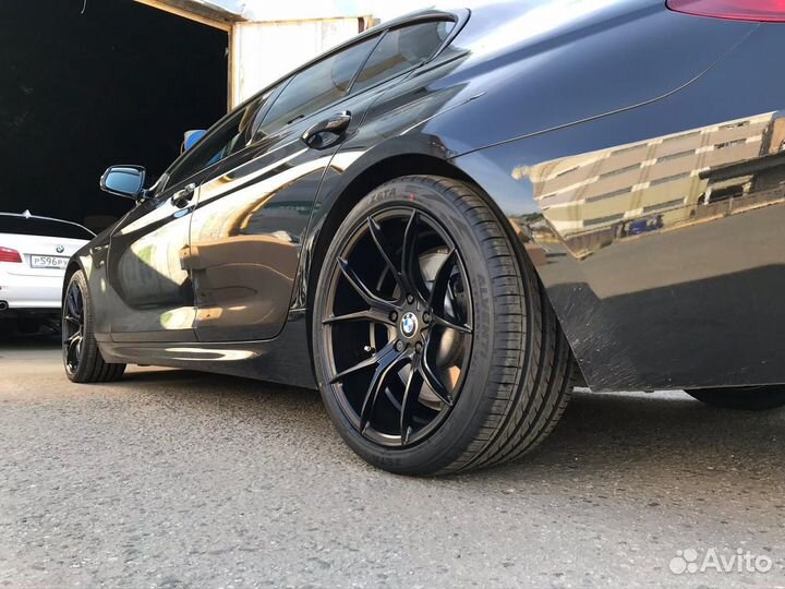 Разноширокие V103 black R20 5-120 для BMW F30
