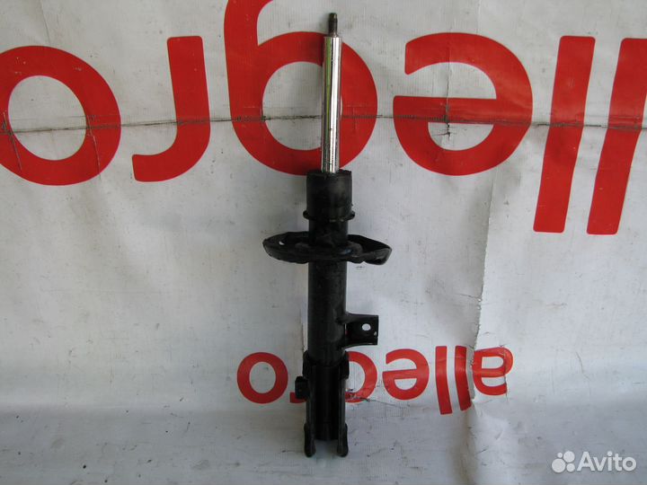 Kia Sportage 4 Амортизатор передний правый