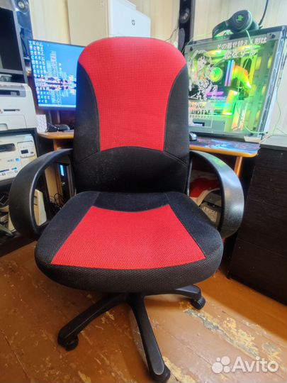 Компьютерное офисное кресло руководителя brabix