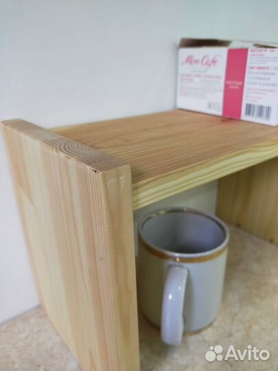 Полка из дерева