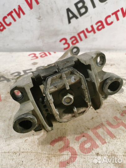 Подушка МКПП Ford Mondeo седан 1.8L duratec HE SFI