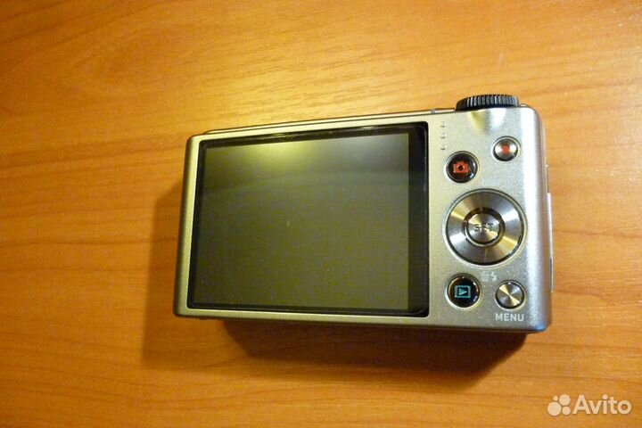 Цифровой фотоаппарат Casio