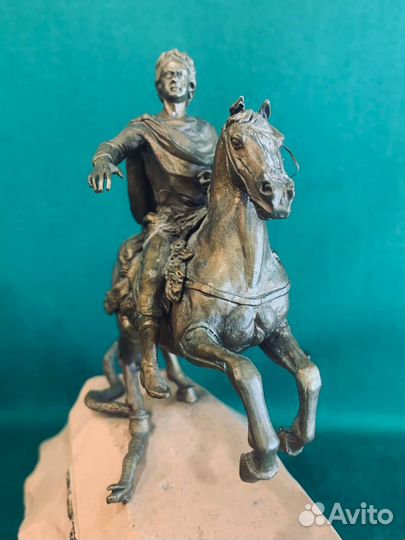 Кабинетная скульптура «Медный всадник»