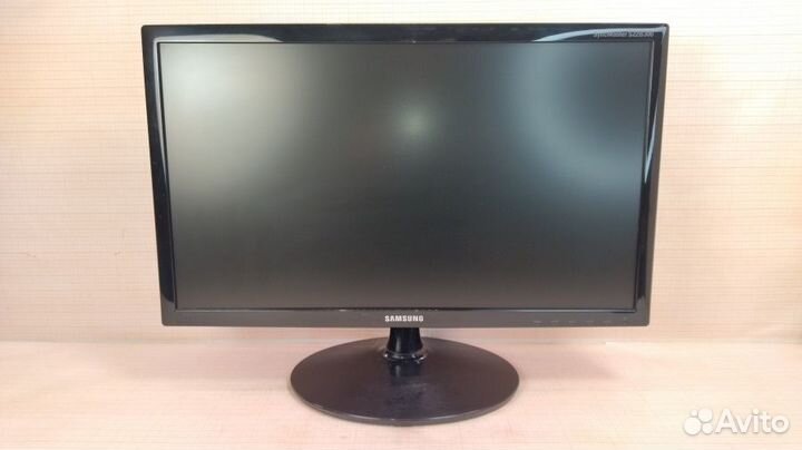 Монитор б/у 21.5