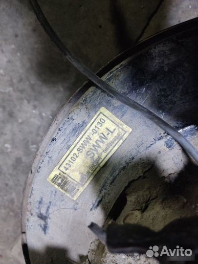 Кулак задний левый Honda Cr-V 3