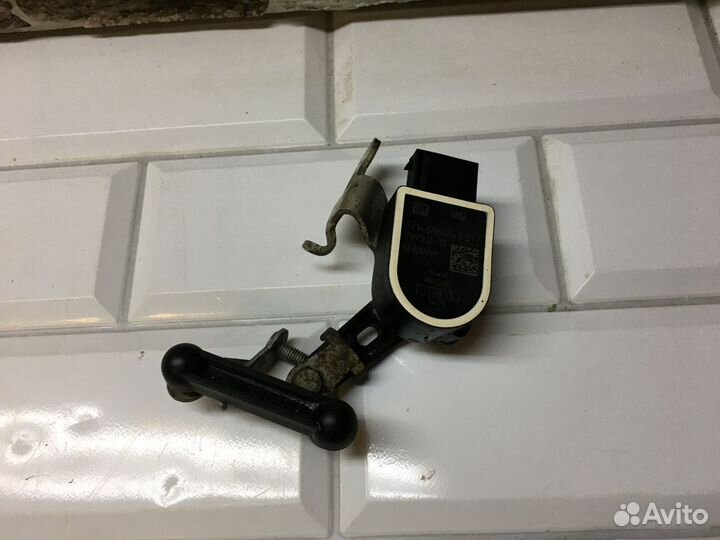 Датчик дорожного просвета BMW 640 F06 / F12 / F13