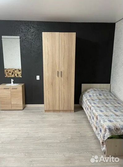 Шкаф Рик платяной