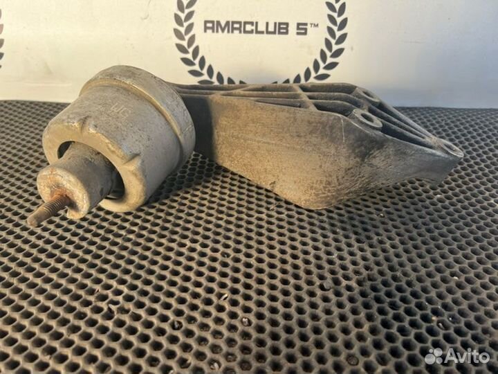 Кронштейн двс с подушкой Opel Vectra B универсал