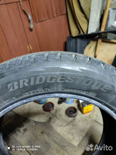 Bridgestone Blizzak DM-V2 235/55 R18 100T