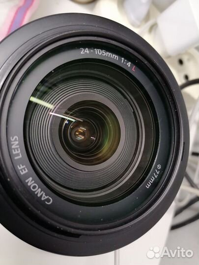 Объектив Canon, синхронизатор, батарейный блок