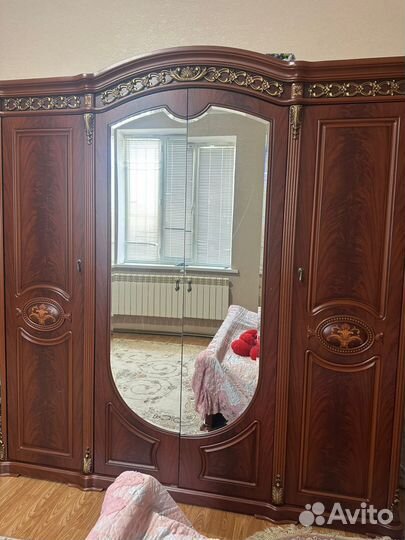 Спальный гарнитур бу